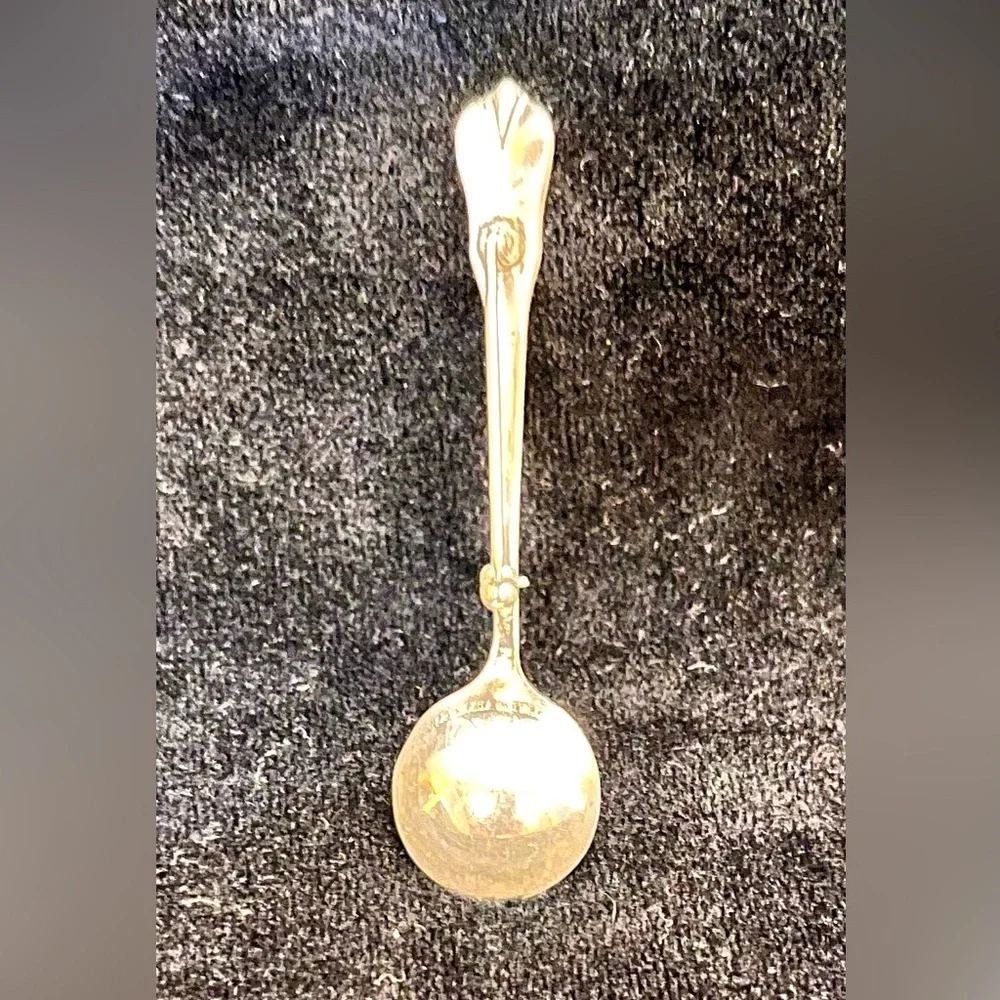 Vintage Wallace Sterling Silver Rose Point Spoon Brooch Pin - MCM Fine Jewelry
